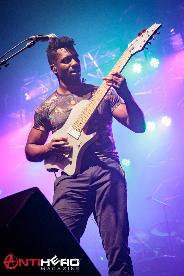 Tosin Abasi